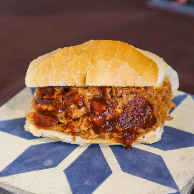 Lanche de pernil Lanche de pernil