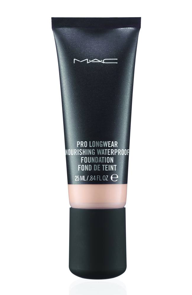 Pro Longwear Nourishing Waterproof: de 155 reais por 93 reais 