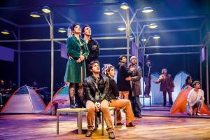 Rent: montagem de sucesso cult da Broadway