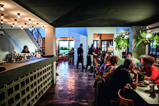 Sul Bar: salão arejado na Vila Madalena Sul Bar: salão arejado na Vila Madalena