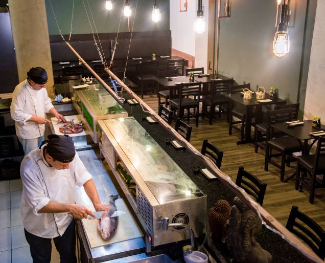 Eat Sushi Eat Sushi