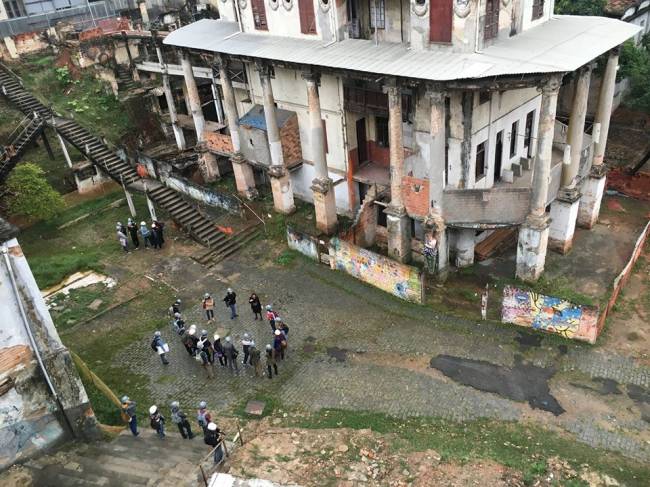 Visitas guiadas são realizadas todas as semanas no canteiro aberto (Foto:Reprodução/Facebook)