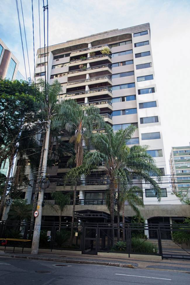 Apartamento na Rua Bandeira Paulista: 250 metros quadrados avaliado em 2 milhões de reais (Foto: Leo Martins)