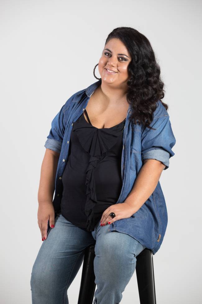 flávia durante plus size