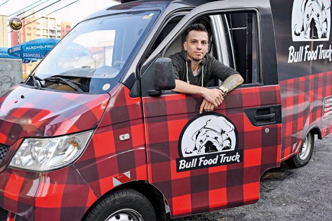 food truck bull food truck