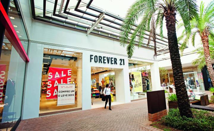 Forever 21 tem data marcada para fechar lojas no Brasil e faz