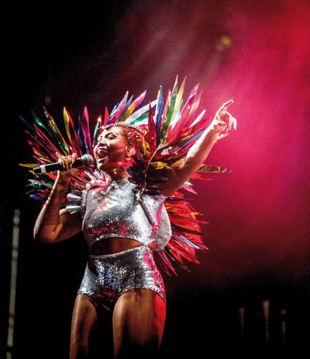 Gaby Amarantos: festa com ritmos caribenhos na unidade de Santana