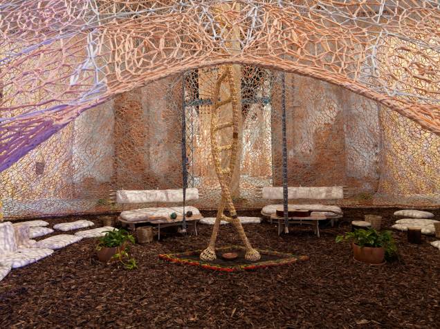 Instalações penetráveis são marca de Ernesto Neto
Instalações penetráveis são marca de Ernesto Neto