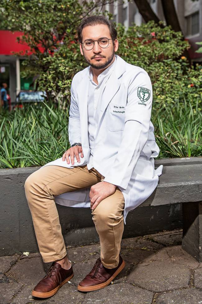 médico residente artur santos hospital são paulo