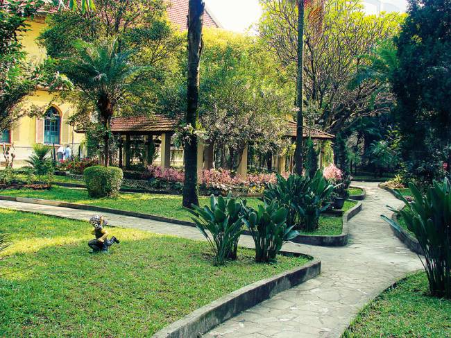 Jardim do Hospital Santa Catarina, na Avenida Paulista.