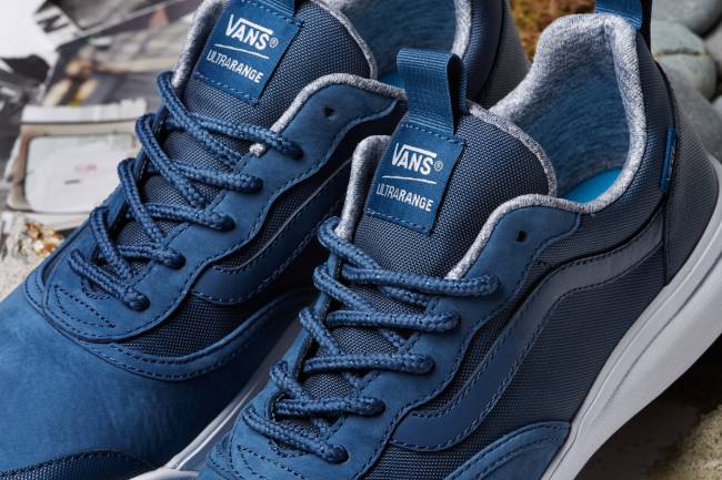 VANS FA17_Vault_UltraRange_VN0A3DQ3OUY_UAULTRARANGELX_EnsignBlueLightGum_Macro_Elevated_R9