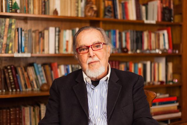 O escritor Jorge da Cunha Lima