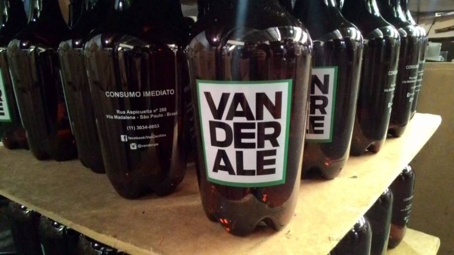 Van der Ale com Pin Head (IPA), Spixi (specialty beer com baru e licuri), Judas Boot (APA), Agroman (pumpking ale) e  Gengiskhan (ginger ale)