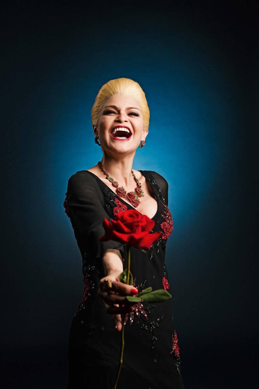 O retorno da diva: nove projetos mantêm viva a história de Hebe