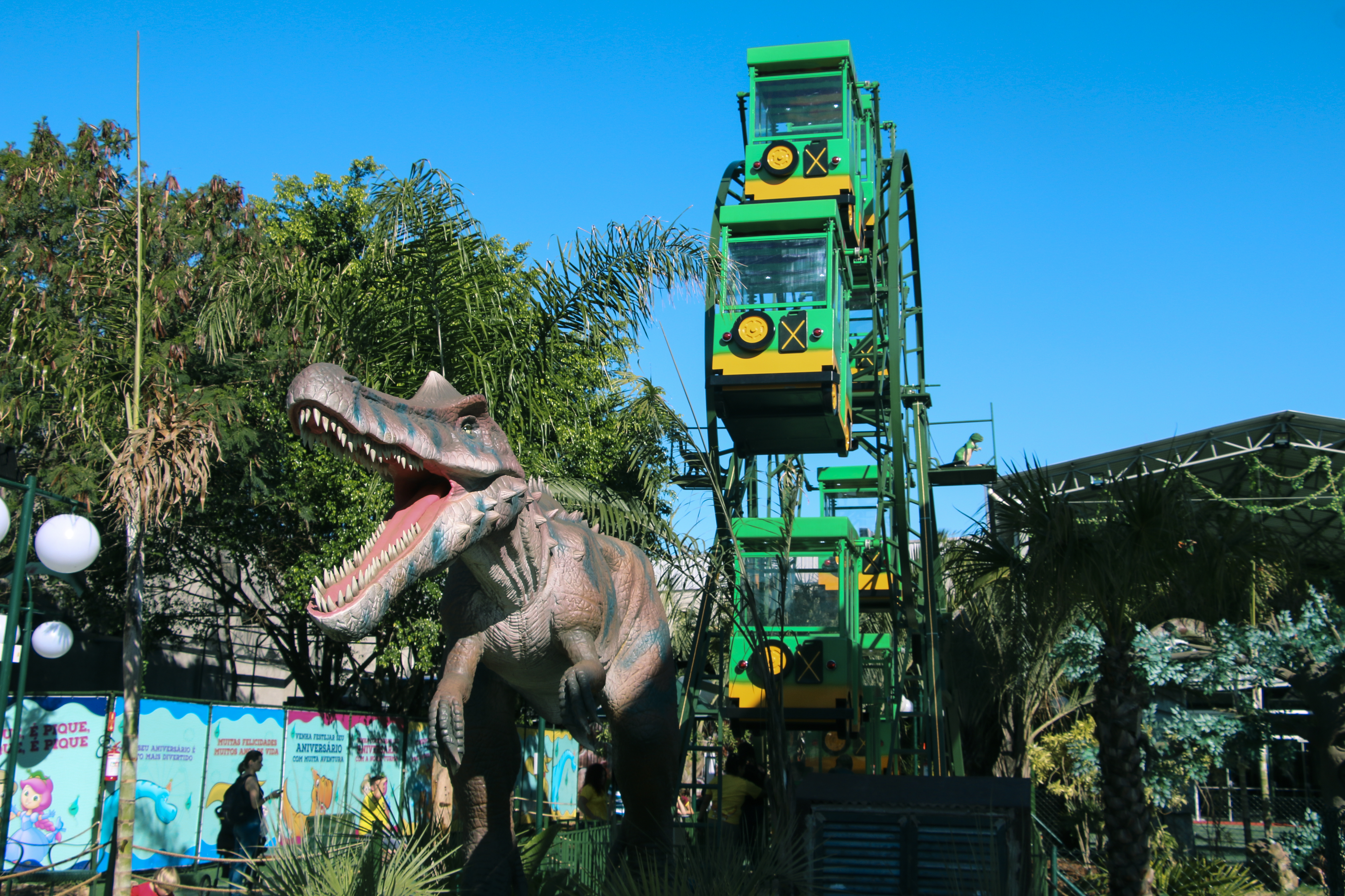Parque de dinossauros faz sucesso no interior de São Paulo | VEJA SÃO PAULO