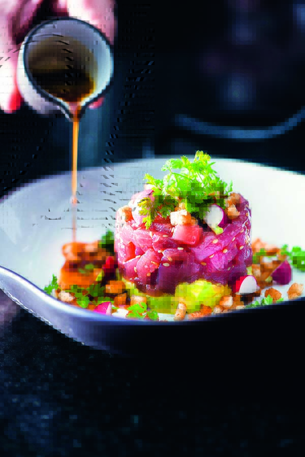 Tetto Rooftop Lounge: tartare de atum com abacate