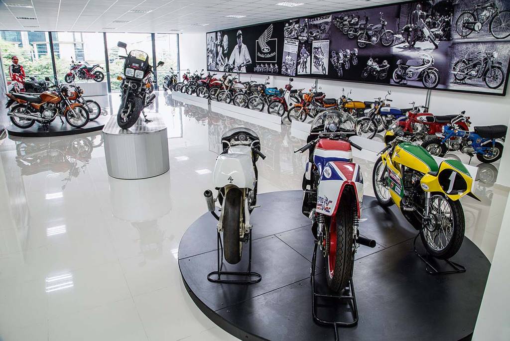 exposição motocicleta