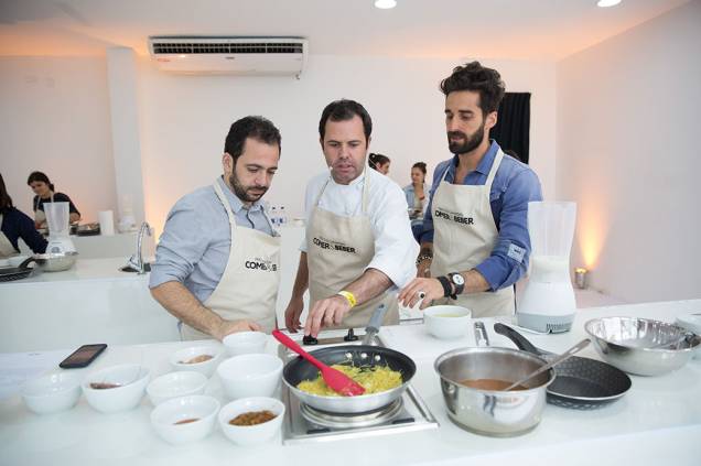 Oscar Bosch: chef do ano pelo guia VEJA COMER & BEBER deu uma aula de como preparar a receita de fideuá de frutos do mar