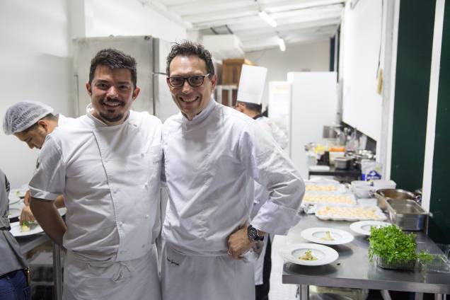 Luiz Emanuel Cerqueira de Lima (Bistrot Parigi), e Lucca Gozzani (Fasano): chefs comandaram jantar exclusivo com lugares esgotados