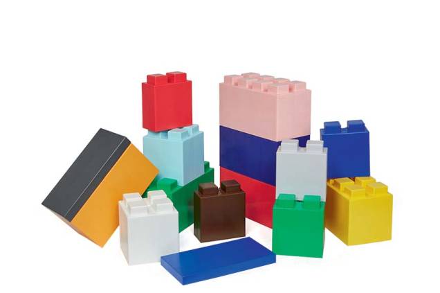 Blocos de plástico modulares, R$ 62,10 (30 cm x 15 cm) cada um. EverBlock.