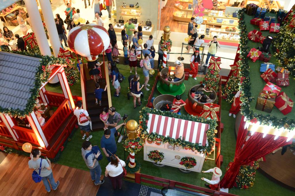Aproveite os corais e as atividades de Natal nos shoppings