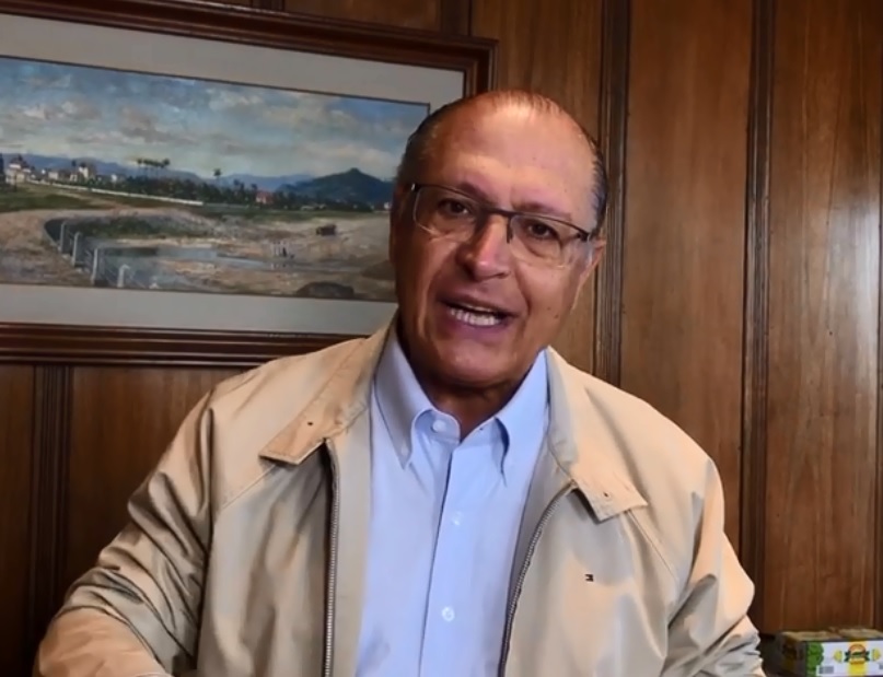 Alckmin condena greve e reforça convicção por concessões