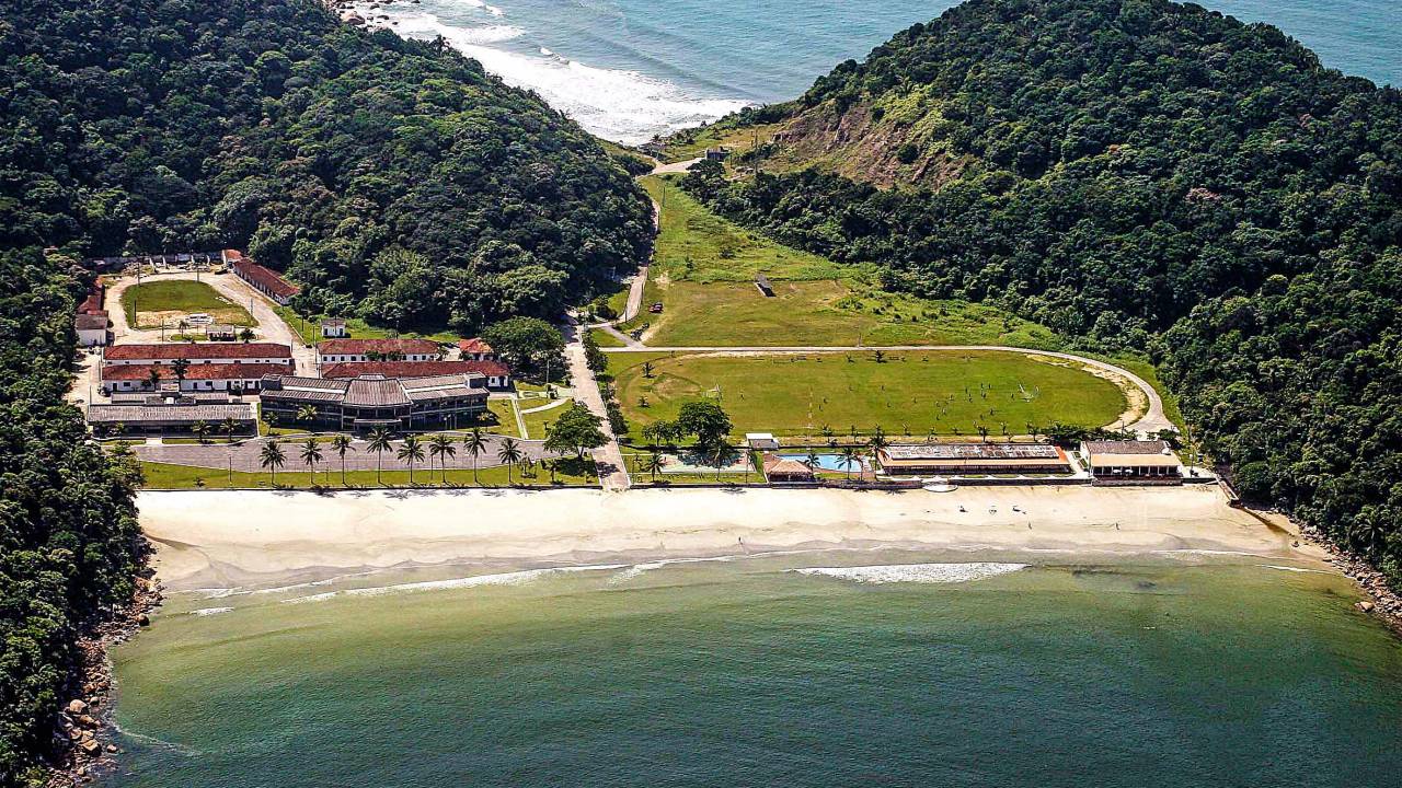 Forte dos Andradas no Guarujá: instalação militar no litoral paulista