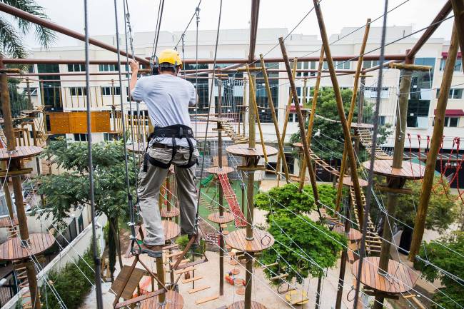 Conheça o maior circuito de arvorismo de São Paulo