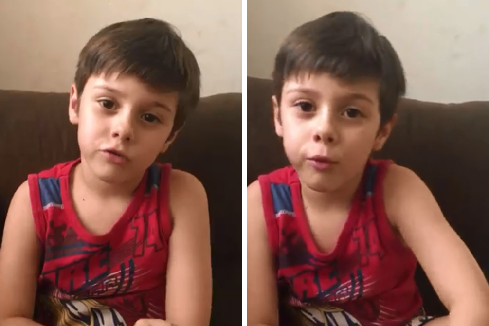 Menino faz sucesso no Facebook ao cuidar do avô cadeirante