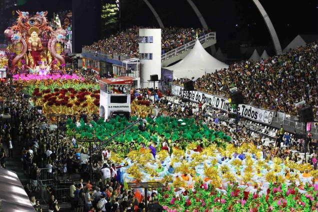 X-9 Paulistana: desfile abordava os ditados populares