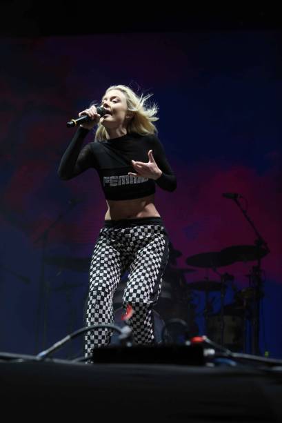 Zara Larsson dança, canta e dedica música a Marielle Franco no Lolla, Lollapalooza 2018