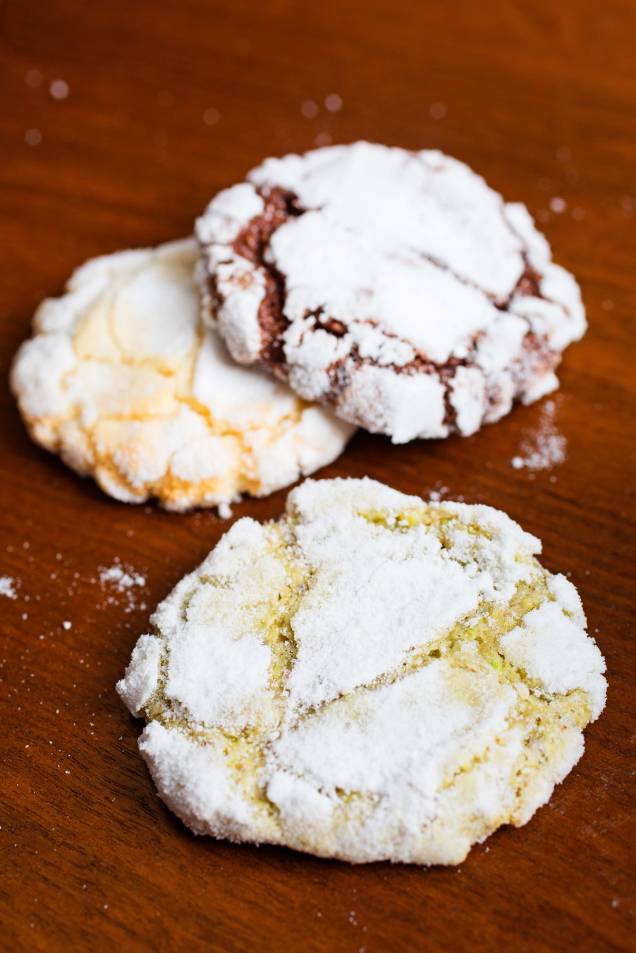 Biscoitos de amêndoa, gianduia e pistache Biscoitos de amêndoa, gianduia e pistache