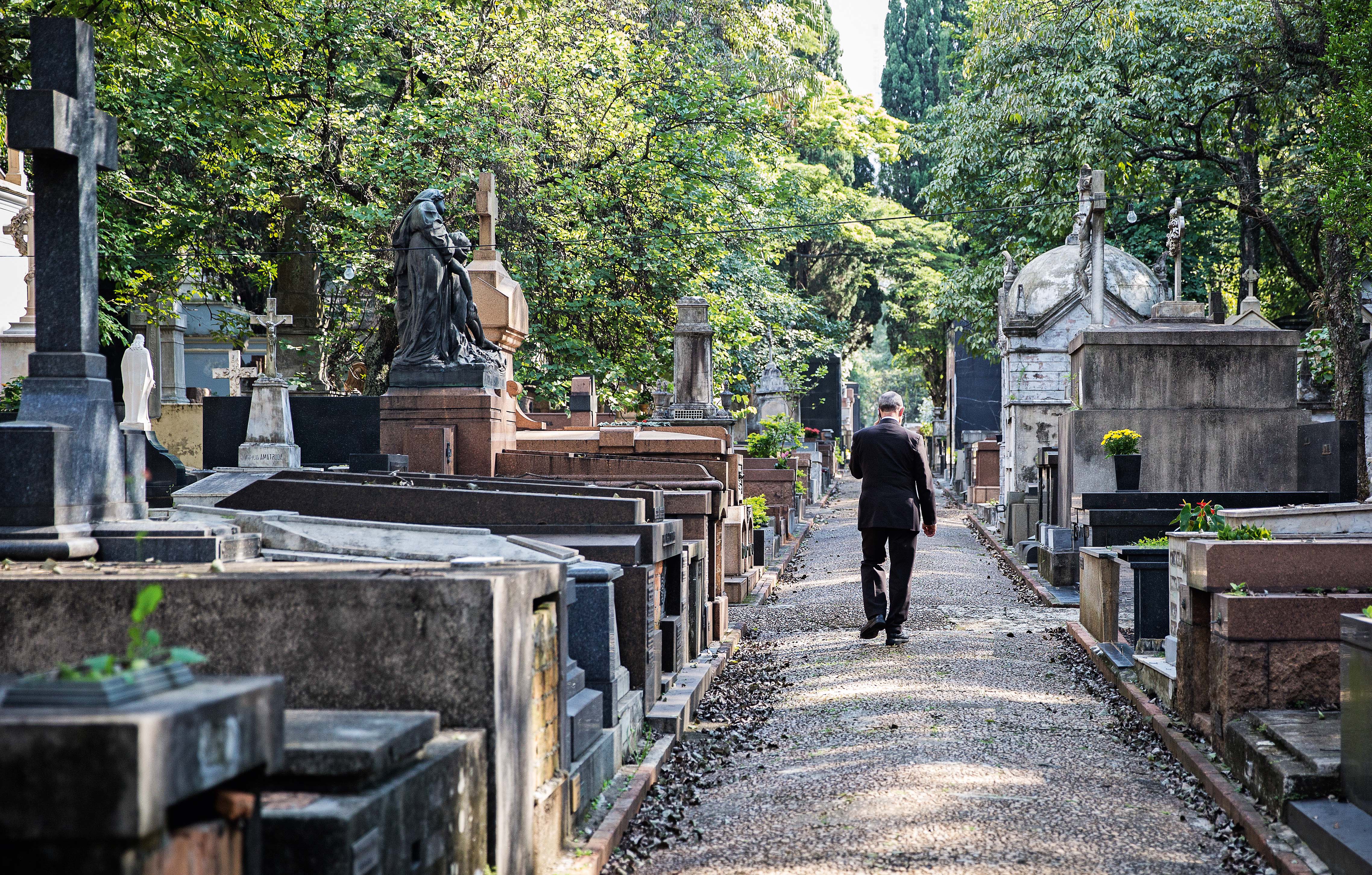 Cheio de obras de arte, Cemitério da Consolação é o mais furtado da cidade  | VEJA SÃO PAULO