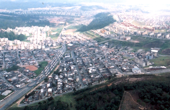 Foto aérea mostra parte do bairro Cidade Tiradentes, na Zona Leste