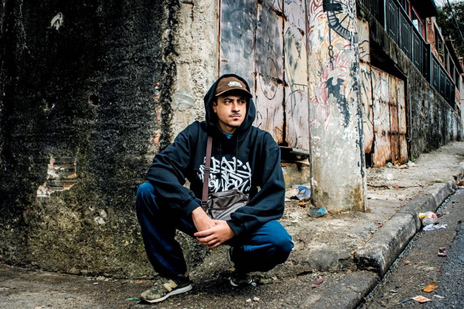 Rapper MMoneis: "Não tem um dia em que não penso em rap"