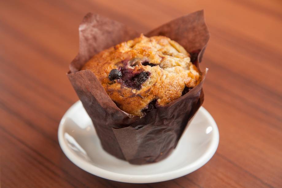 Muffin de banana com blueberry