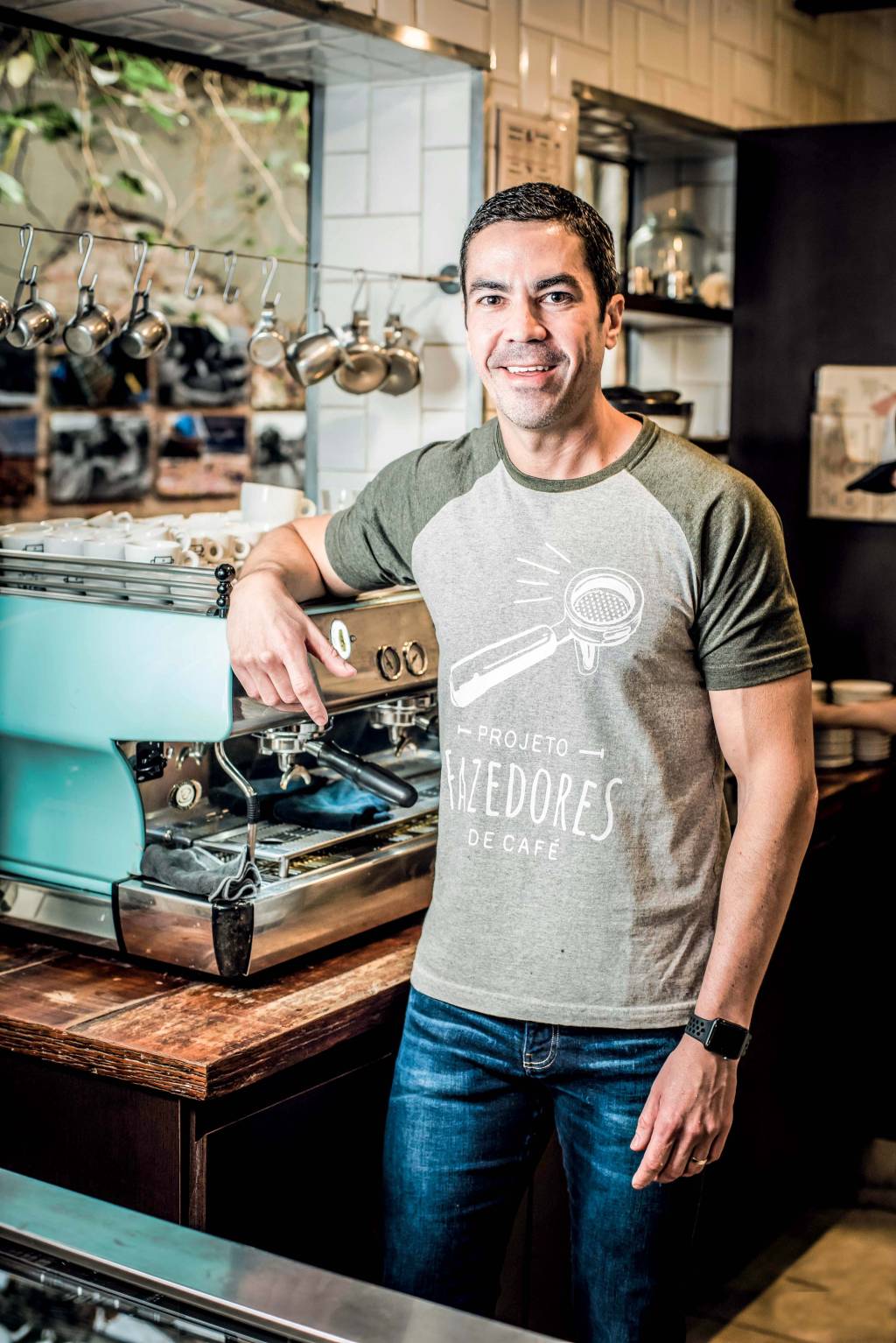 Paulistano ministra curso de barista a jovens de baixa renda