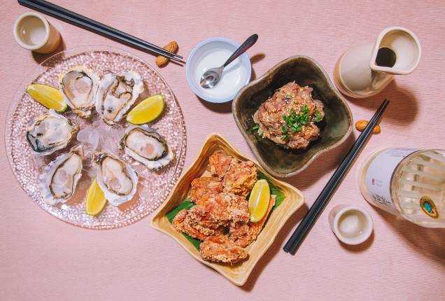 Quito Quito Izakaya: eleito o melhor izakaya pelo guia COMER & BEBER, tem pedidas como ostras frescas, frango frito e tartare de carne Quito Quito Izakaya: eleito o melhor izakaya pelo guia COMER & BEBER, tem pedidas como ostras frescas, frango frito e tartare de carne