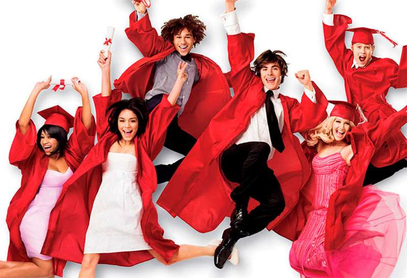 Veja como está o elenco de 'High School Musical 3' dez anos depois | VEJA SÃO PAULO