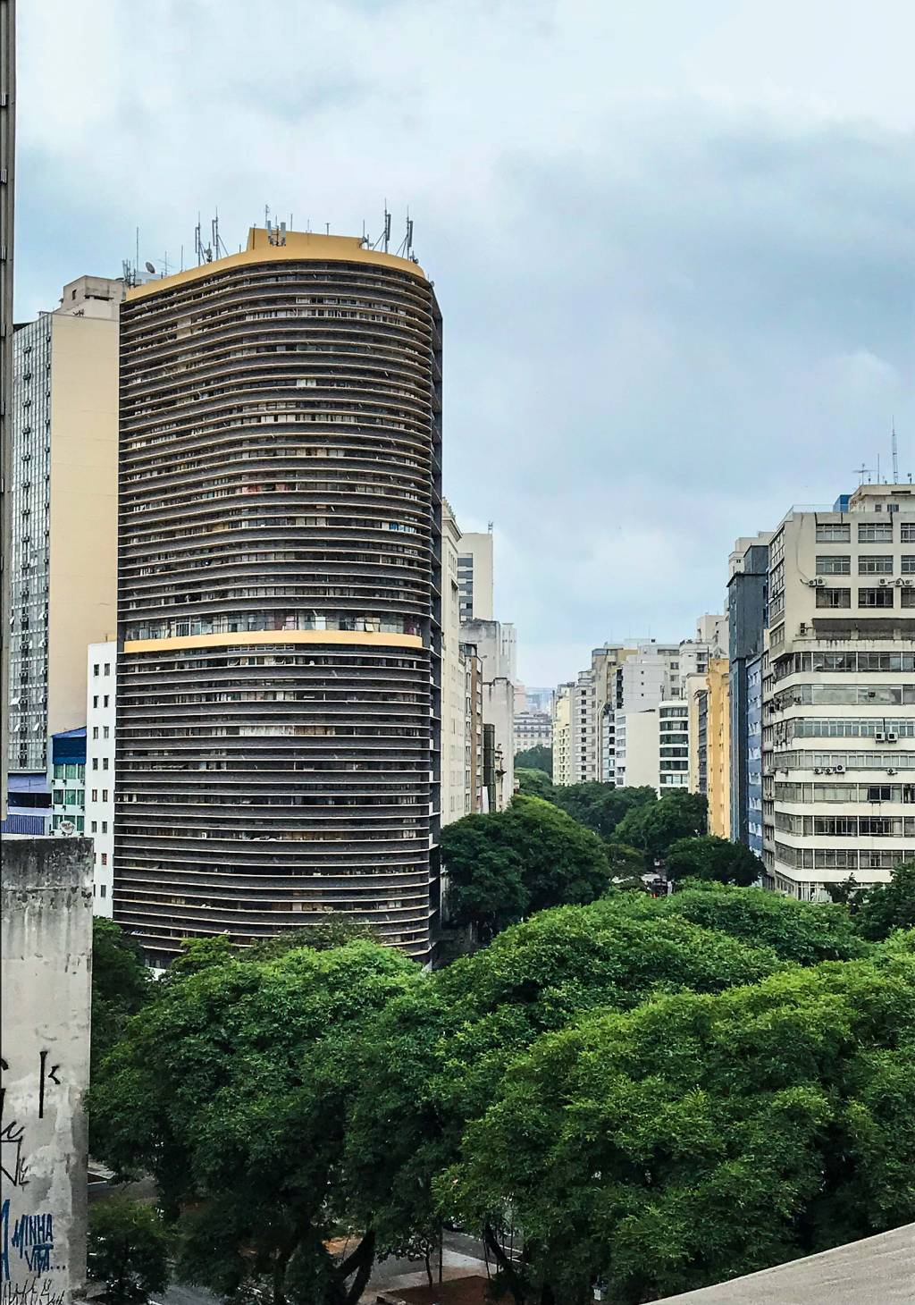 Edifício Montreal