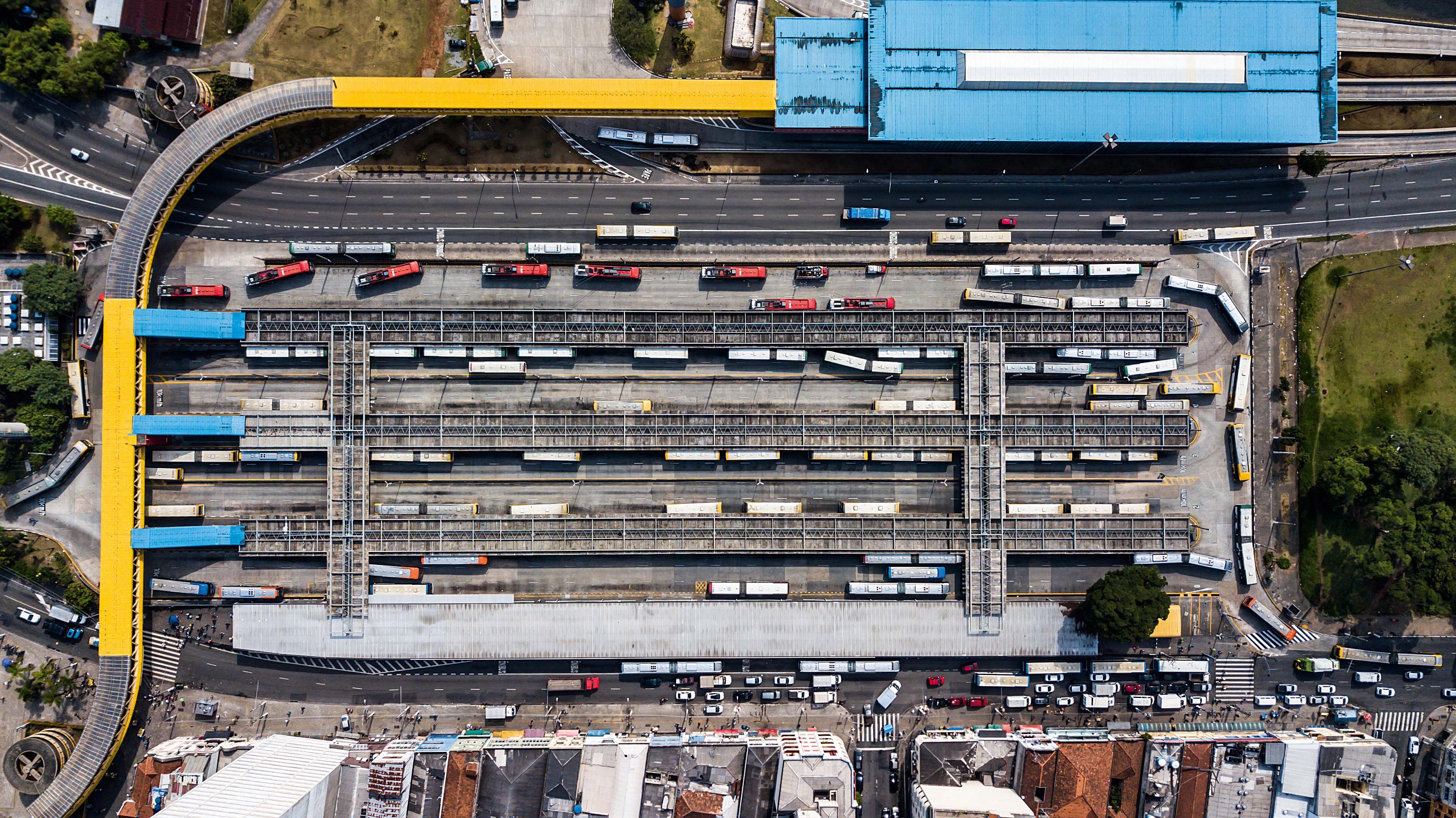 A aspereza do terminal Dom Pedro II vista do alto VEJA SÃO PAULO