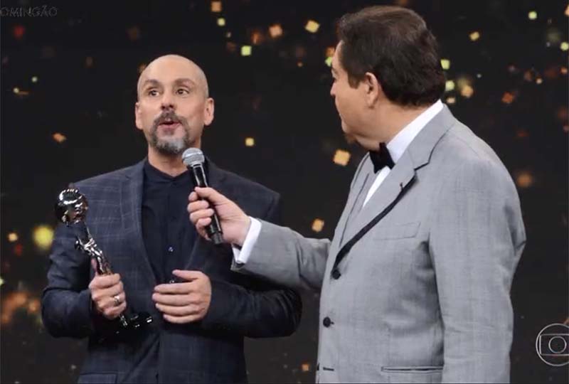 Alexandre Nero provoca polêmica ao falar sobre Lula no Troféu Domingão