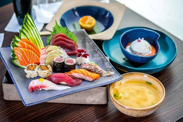 Combinado kohi: servido só no almoço durante a semana, com pedidas como sashimi de salmão, atum e robalo