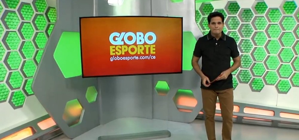 Apresentador do Globo Esporte pede demissão ao vivo