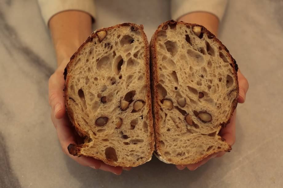 Pão semi-integral: na prateleira junto de outras opções