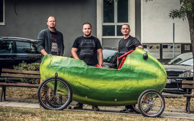 Carro-melancia: outro participante com modelo inusitado na Bulgária 