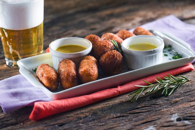 Mix de croquetes: uma das porções do menu Mix de croquetes: uma das porções do menu