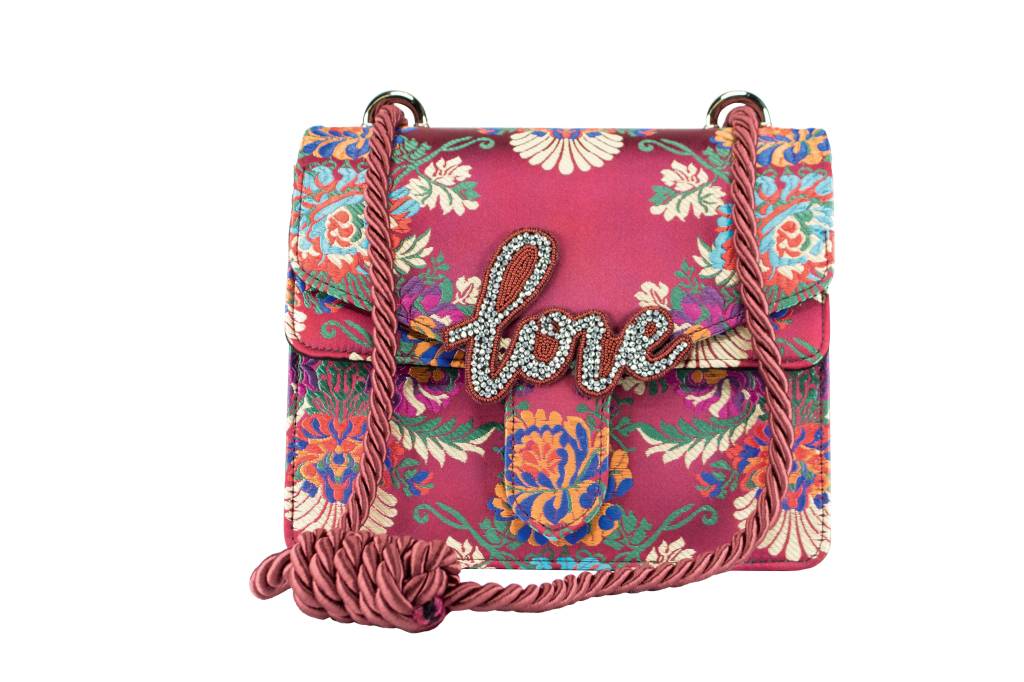 Bolsa Pequena Brocado Love_R<img src= Bolsa Pequena Brocado Love_R.725,00.jpg