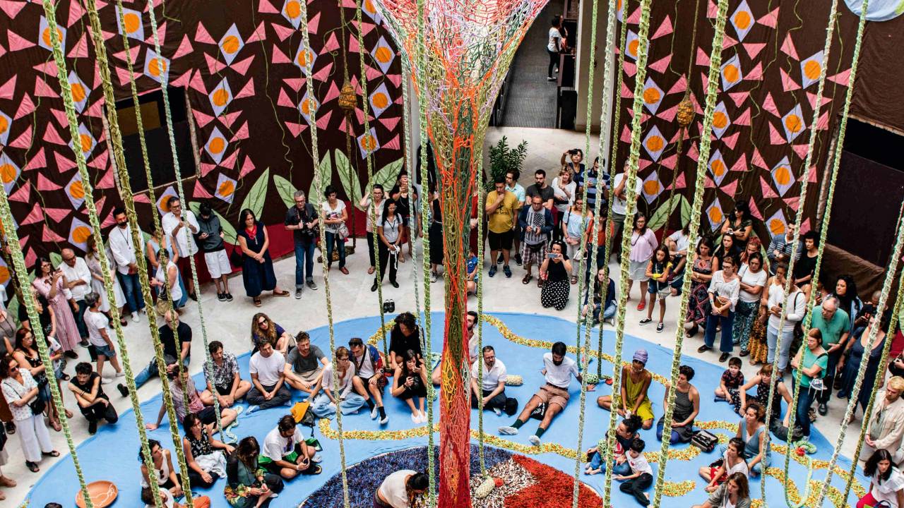 Escultura de Ernesto Neto