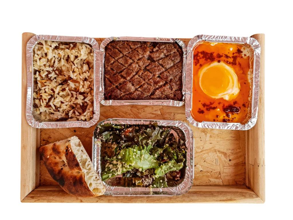 Onde comer marmita com comidinhas turcas